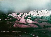 TopRq.com search results: History: Antarctica in color by Frank Hurley, 1915