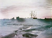 TopRq.com search results: History: Antarctica in color by Frank Hurley, 1915