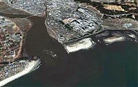 TopRq.com search results: Aerial photos before and after 2011 earthquake and tsunami, Japan