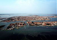 TopRq.com search results: Bird's-eye view of Venice, Italy