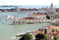 World & Travel: Bird's-eye view of Venice, Italy