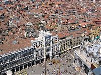 World & Travel: Bird's-eye view of Venice, Italy