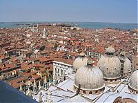 World & Travel: Bird's-eye view of Venice, Italy