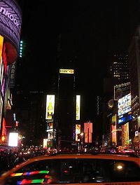 World & Travel: Earth Hour 2011