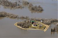 TopRq.com search results: 2011 Red River Flood, North Dakota, Minnesota, United States