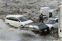 World & Travel: Toya Chiba, reporter survived the tsunami, Kamaishi port, Japan