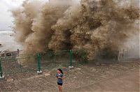 TopRq.com search results: World's larges tidal bore, 9 metres (30 ft) high, Qiantang River, China