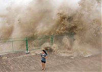 TopRq.com search results: World's larges tidal bore, 9 metres (30 ft) high, Qiantang River, China