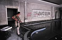 World & Travel: Rebels inside Muammar Muhammad al-Gaddafi villas, Libya