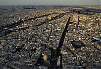 World & Travel: Bird's-eye view of Paris, France