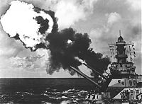 World & Travel: History: World War II photography