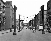 World & Travel: History: The New York City Subway, United States