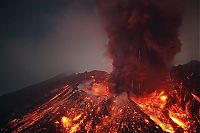 World & Travel: Volcano photography by Martin Rietze