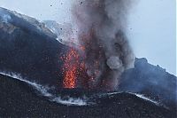 TopRq.com search results: Volcano photography by Martin Rietze