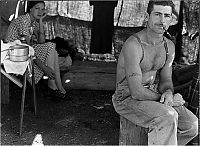 World & Travel: History: The Great Depression by Dorothea Lange, 1939-1943, United States