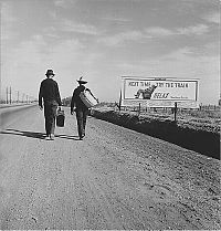 World & Travel: History: The Great Depression by Dorothea Lange, 1939-1943, United States