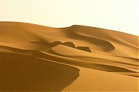 TopRq.com search results: desert sand dunes landscape photography