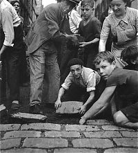 TopRq.com search results: History: Paris in 1940-50s, France by Robert Doisneau