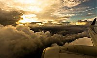 World & Travel: clouds formation