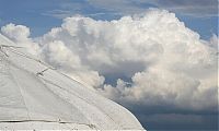 World & Travel: clouds formation