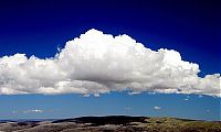 World & Travel: clouds formation