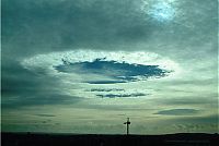 World & Travel: sky fallstreak hole cloud