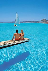 World & Travel: San Alfonso del Mar pool and resort, Algarrobo, Chile