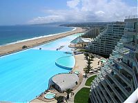 World & Travel: San Alfonso del Mar pool and resort, Algarrobo, Chile