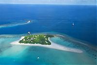 World & Travel: Banyan Tree Madivaru, North Ari Atoll, Maldives