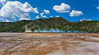 World & Travel: Yellowstone National Park, Wyoming, Idaho, Montana, United States