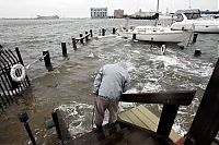 TopRq.com search results: Hurricane Sandy 2012, Atlantic, United States