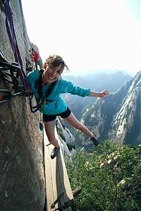 World & Travel: Hua shan hiking trail, Huayin, Shaanxi province, China