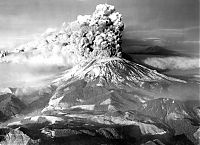 World & Travel: 1980 Eruption of Mount St. Helens by Robert Emerson Landsburg