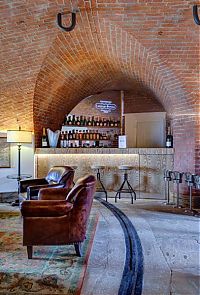 World & Travel: Spitbank Fort Clarenco Hotel, Solent, Portsmouth, England