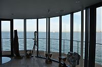 World & Travel: Spitbank Fort Clarenco Hotel, Solent, Portsmouth, England