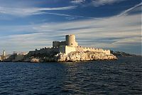 World & Travel: Château d'If fortress on the island of If, Frioul Archipelago, Bay of Marseille, Mediterranean Sea, France