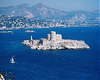 World & Travel: Château d'If fortress on the island of If, Frioul Archipelago, Bay of Marseille, Mediterranean Sea, France