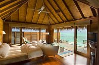 World & Travel: Conrad Maldives Rangali Island Resort, Rangali, Alif Dhaal Atoll, Maldives