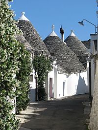 World & Travel: Alberobello, Bari, Puglia, Italy