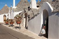 World & Travel: Alberobello, Bari, Puglia, Italy