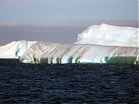 World & Travel: iceberg