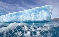 World & Travel: iceberg