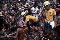 World & Travel: History: Serra Pelada gold mine, Pará, Brazil