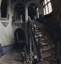 World & Travel: Château Miranda Castle, Celles, Namur, Belgium