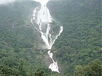 TopRq.com search results: Dudhsagar Falls Railway Bridge, Mandovi River, Goa, India