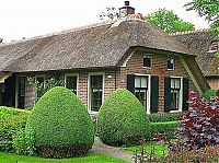 World & Travel: Giethoorn village, Overijssel, Steenwijkerland, Netherlands