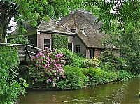 TopRq.com search results: Giethoorn village, Overijssel, Steenwijkerland, Netherlands