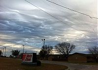 World & Travel: clouds formation