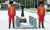 World & Travel: tomb of the unknown soldier around the world