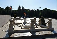 World & Travel: tomb of the unknown soldier around the world